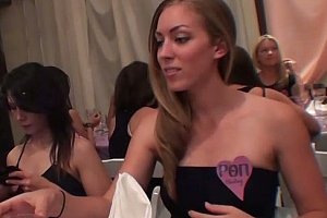 欧美性艳星britneybeth