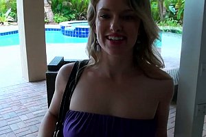 caoporm碰最新免费公开视频