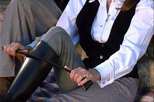 国产卖婬乱婬毛片